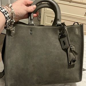 Great condition suede full-size Rogue 1941 with straps